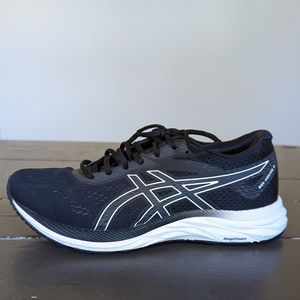 Asics Women's Sneakers sz. 9